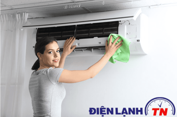 Sửa điều hòa chảy nước