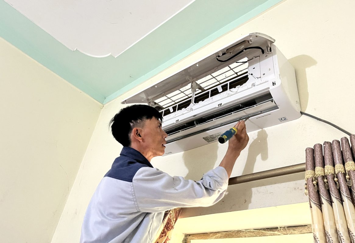 Thợ sửa điện lạnh gần đầy tại Đà Nẵng