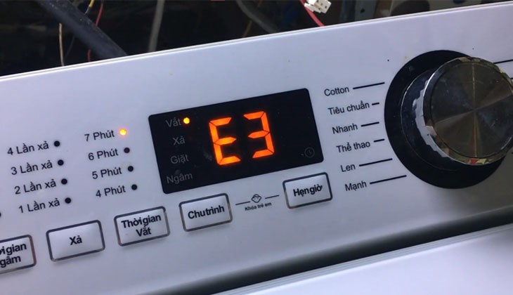 Máy giặt báo lỗi